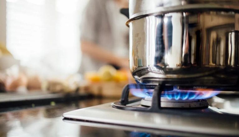 4 Tips agar Api Kompor Gas Selalu Biru dan Awet Tahun demi Tahun