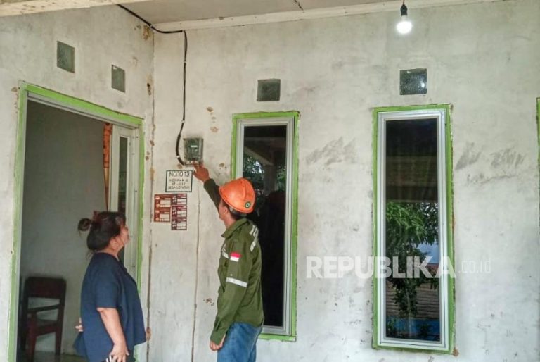 PLN Hidupkan Listrik, Warga 9 Desa di Kaltimra Sambut Lebaran dengan Gembira