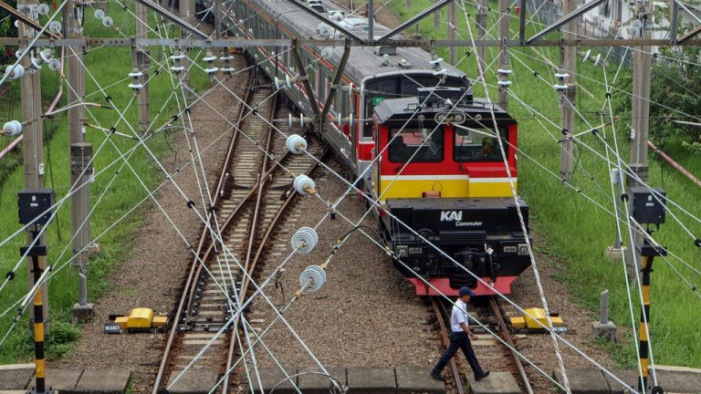 Jadwal KRL Jabodetabek untuk April 2025: Tempat Unduh Terbaik Ada Di Sini!