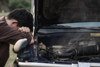 20240806025127-4-penyebab-mesin-mobil-cepat-panas-dan-cara-mengatasinya.png