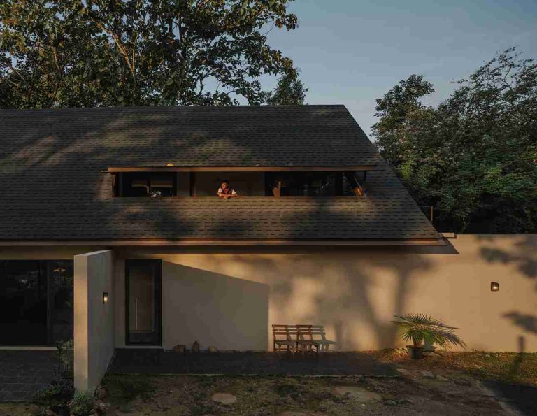 Ingin Membangun Rumah Atap Miring Ke Belakang? Ini Tips Nya!