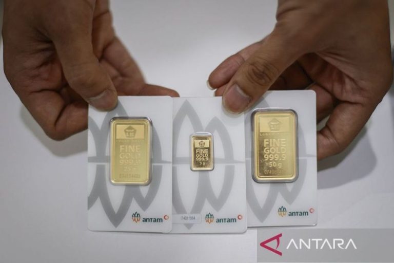 Harga emas Antam turun menjadi Rp2,790.000 per gram hari ini, Kamis 22 Januari 2026