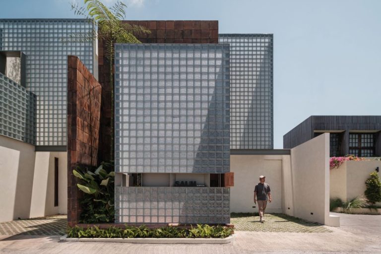 6 cara pasang kaca blok, rumah jadi lebih modern!